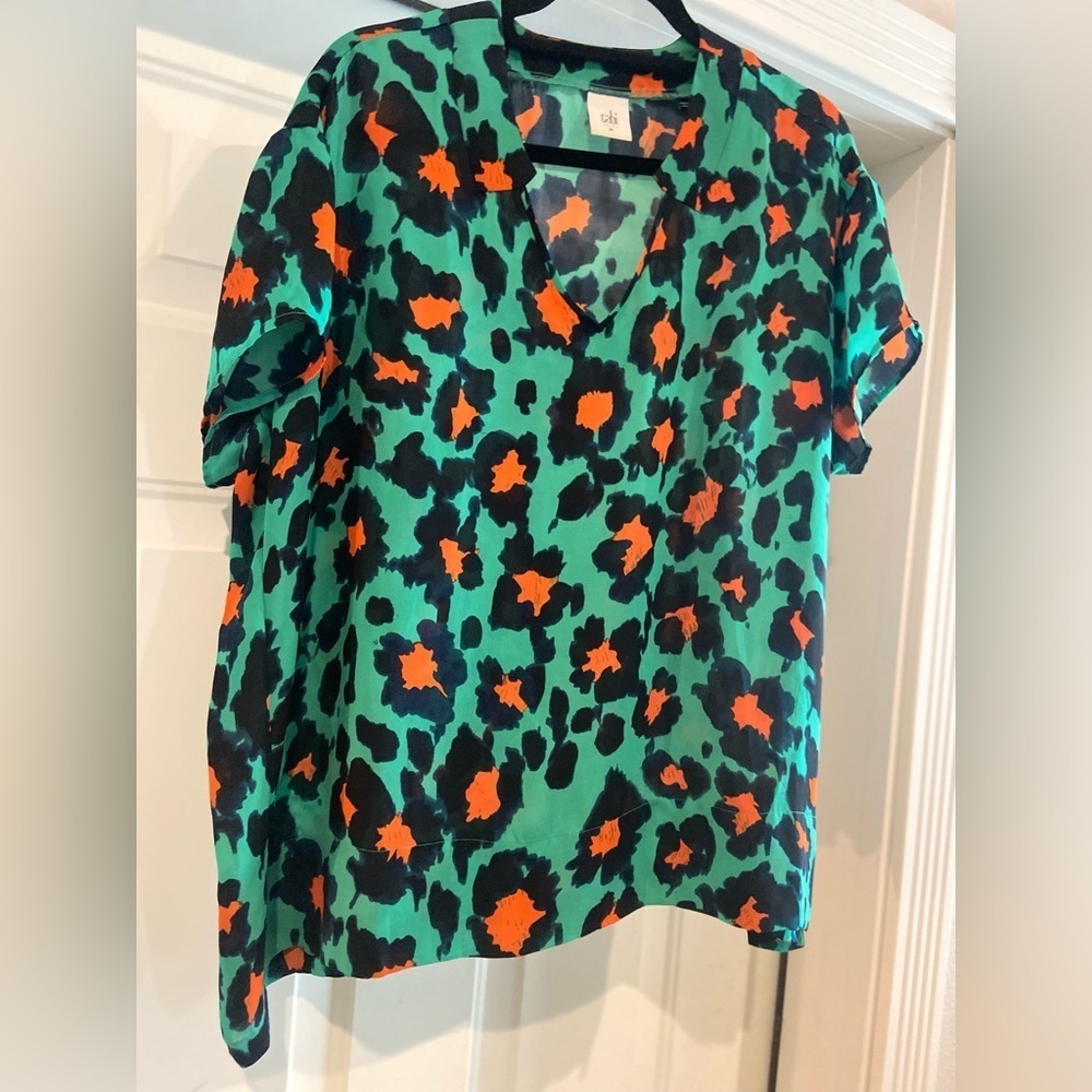 Cabi~Vivid~Abstract~Semi-Sheer~V-Neck~Short Sleeve~High-Low Hem~Tunic Top~Size M